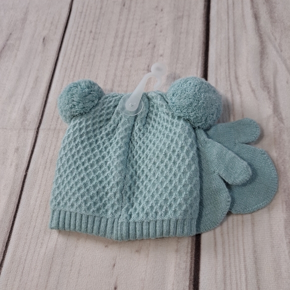 Not Your Grandma's Blanket 0-6 Month Hat and Beanie Set - Picture 5 of 6